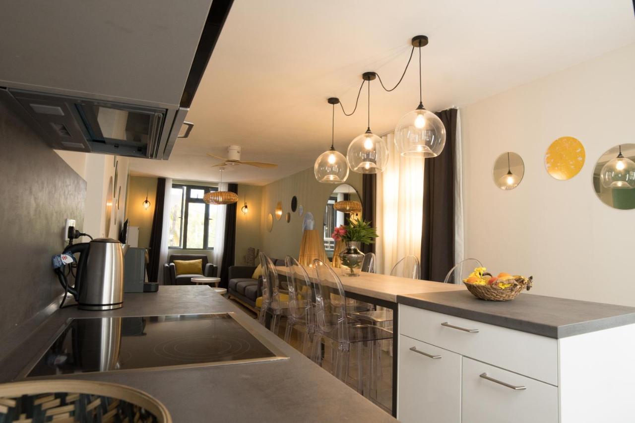 Luxury Modern Apartment - Excellent Location 50M From The Beach, Restaurants, Bars, Shops Flic-en-Flacq Kültér fotó
