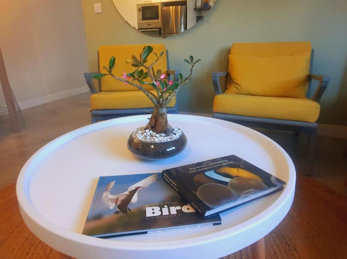 Luxury Modern Apartment - Excellent Location 50M From The Beach, Restaurants, Bars, Shops Flic-en-Flacq Kültér fotó