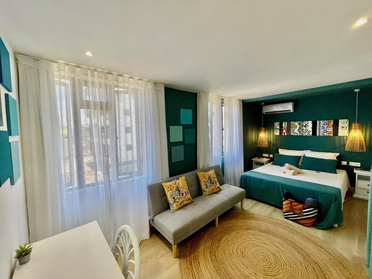 Luxury Modern Apartment - Excellent Location 50M From The Beach, Restaurants, Bars, Shops Flic-en-Flacq Kültér fotó